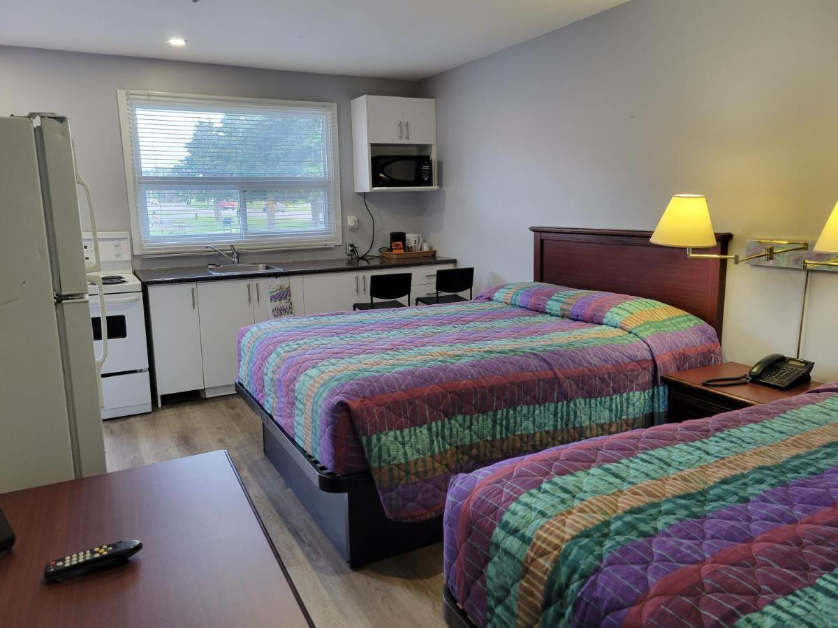 Knights Inn Cobourg Extérieur photo