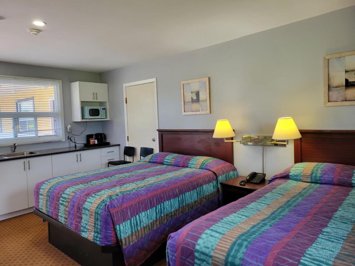 Knights Inn Cobourg Extérieur photo