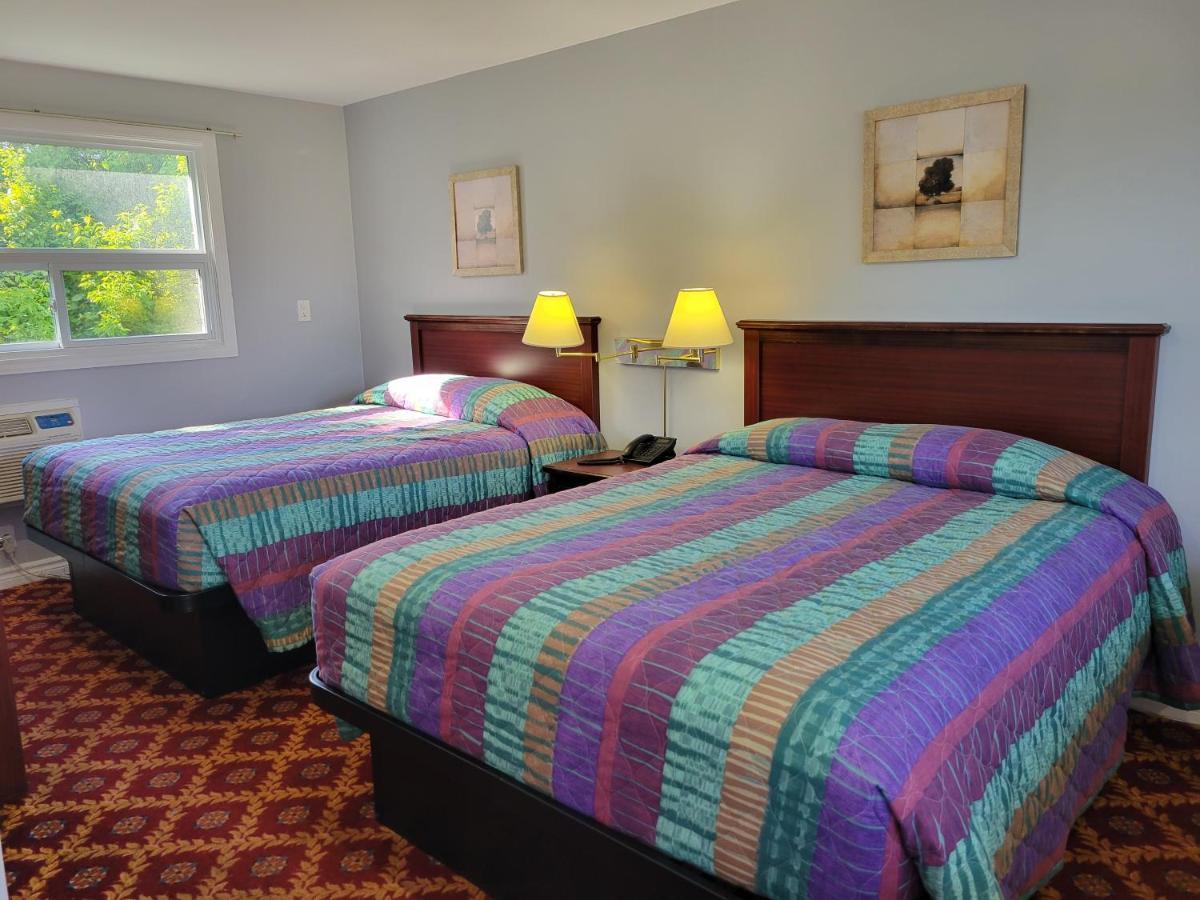 Knights Inn Cobourg Extérieur photo