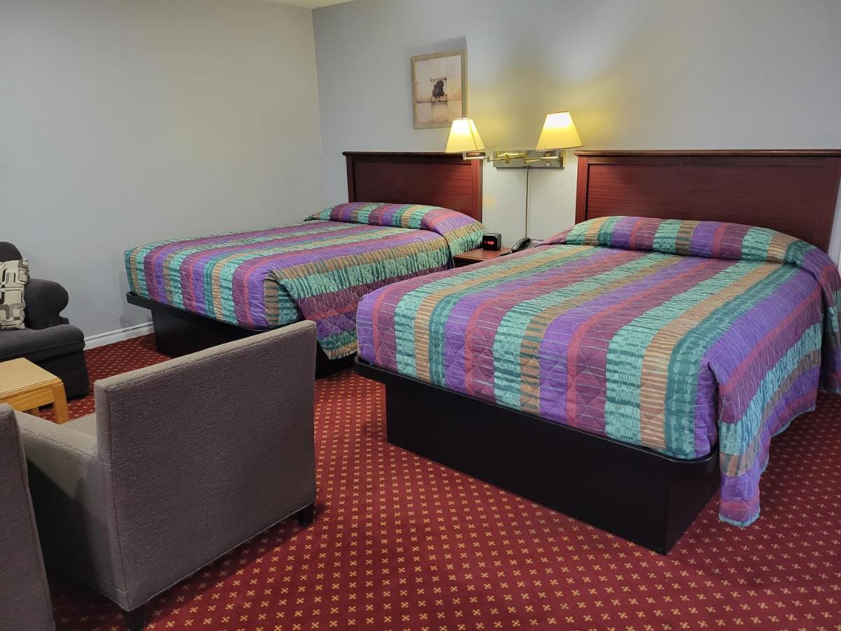 Knights Inn Cobourg Extérieur photo